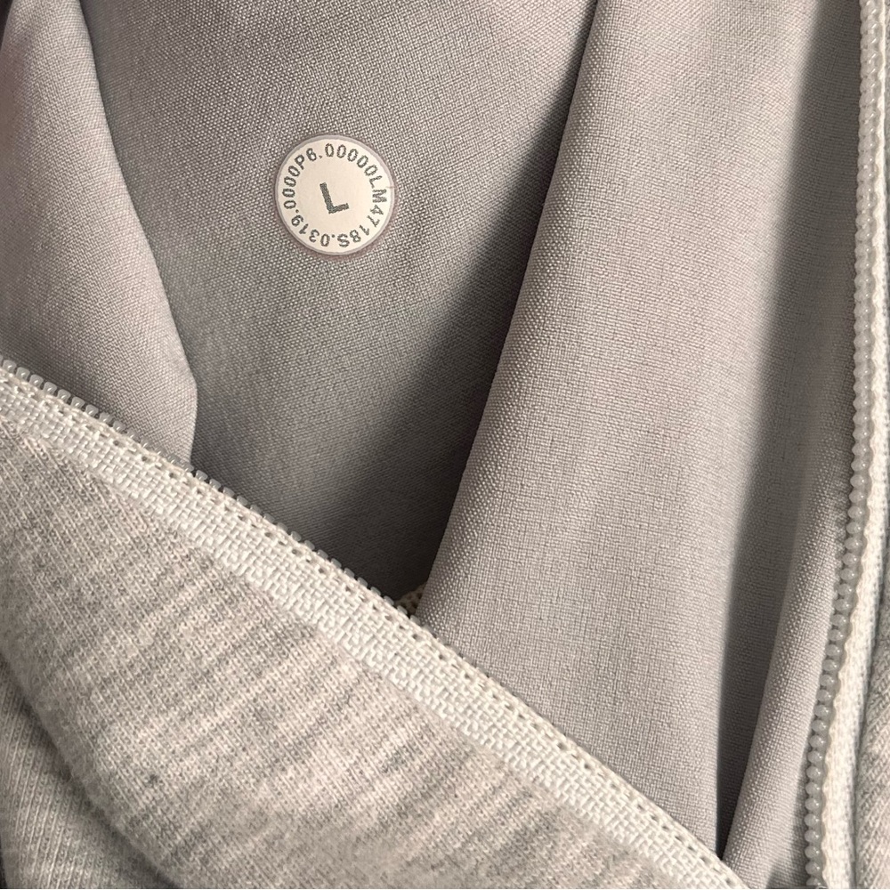 Lululemon soft hoodie jacket size large - Picture 9 of 9